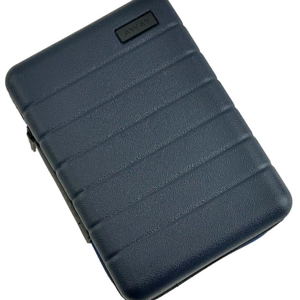 Away mini suitcase